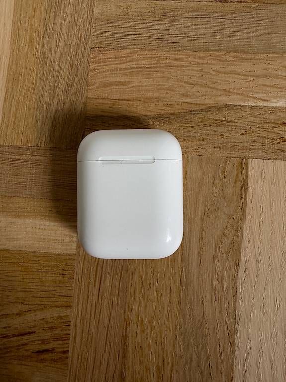 Apple Kopfhörer: Apple AirPods – Gebraucht aus Rüti ZH von lgremlich 1
