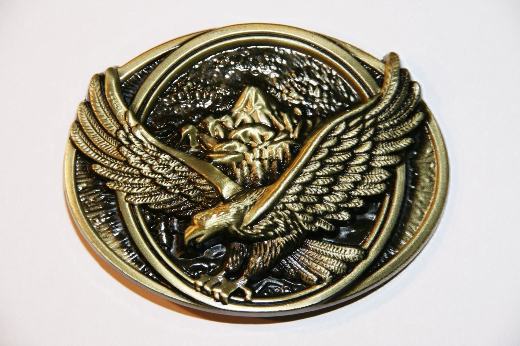 Fibbie per cinture: Metall Gürtelschnalle EAGLE Bronzefarbig – Nuovo e nell'imballaggio originale da Münchwilen TG venduto da ecudos10