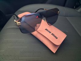 MIU MIU SONNENBRILLE