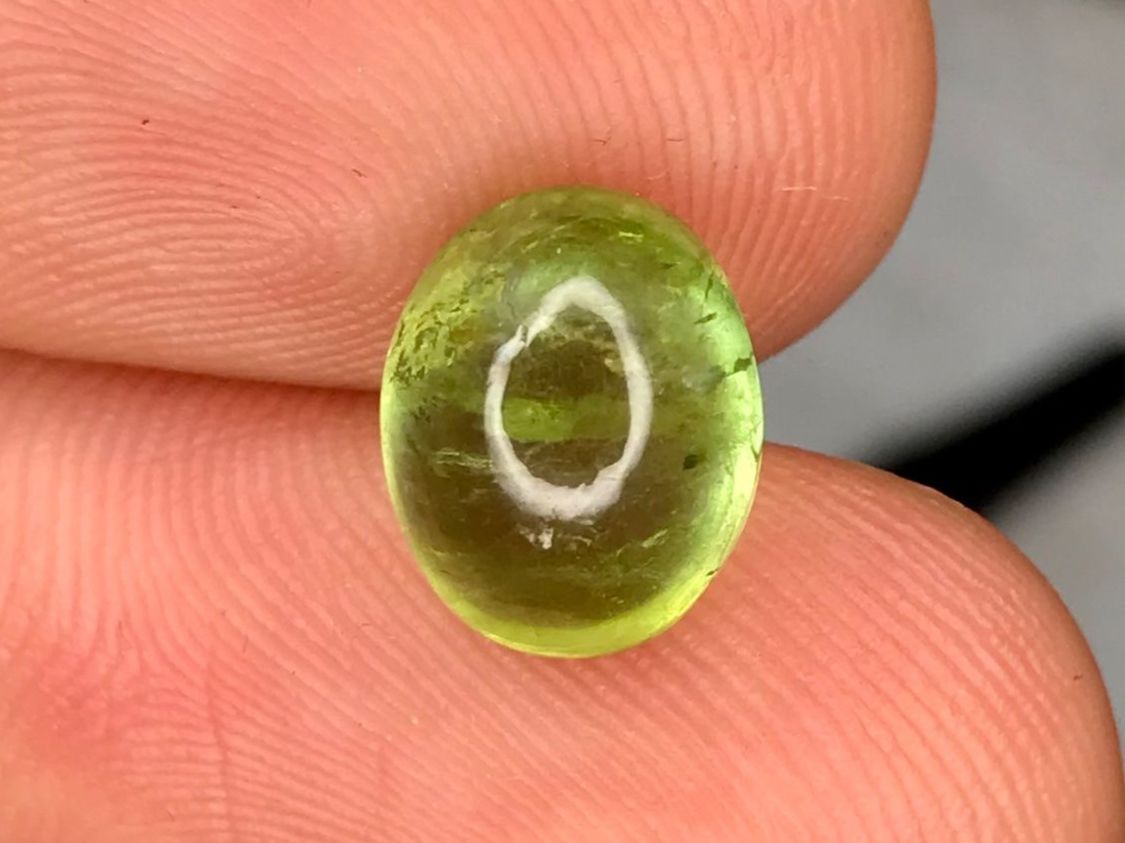 Pietre preziose: kleines hellgrünes Turmalin Cabochon 5.4 Karat – Nuovo (secondo la descrizione) da Biel venduto da djvalbnc 6