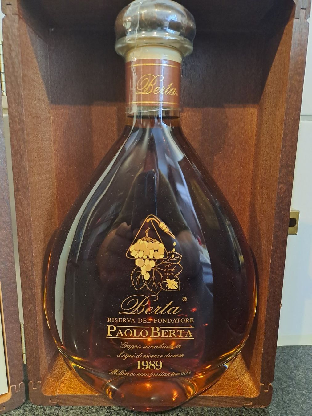 Berta Bevande alcoliche: Paolo Berta Grappa 1989 mit OHK – Nuovo e nell'imballaggio originale da Elsau venduto da Kellerraeumung 1