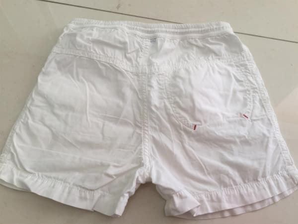 Pantaloni: MIRTILLO Short gr. 110 – Usato da Giubiasco venduto da baamboo 4