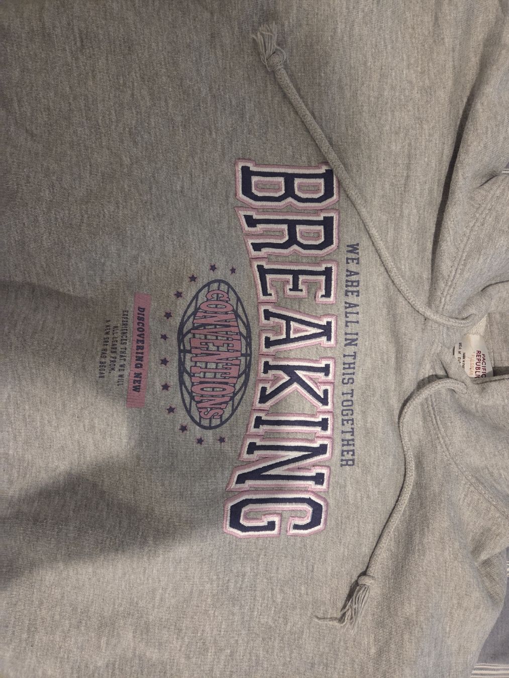 Pull&Bear Maglioni & Felpe: Hoodie grau Pull&Bear Grösse M – Usato da Bonstetten venduto da atiale 1