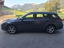 Subaru Outback 2.5i 4x4