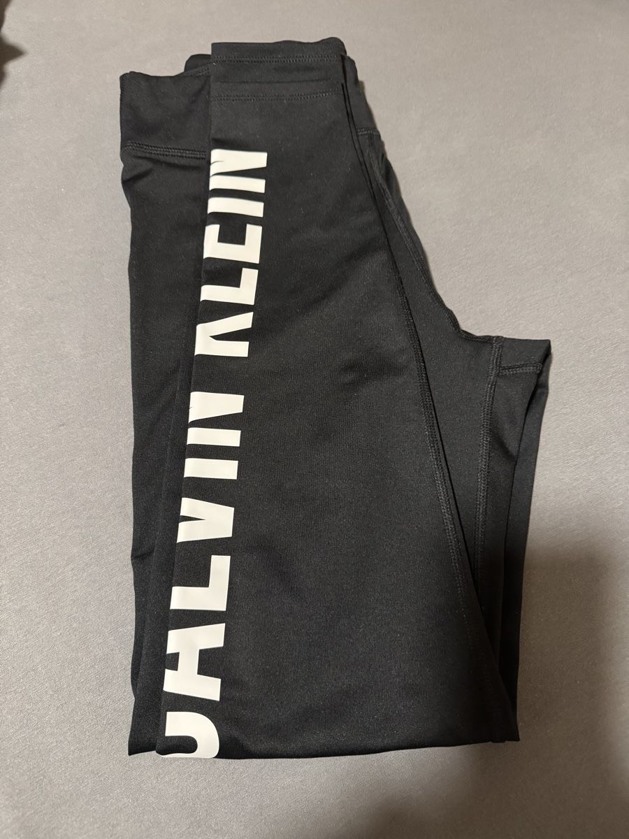 Calvin Klein Leggings: Leggins Calvin Klein – Nuovo (secondo la descrizione) da Choëx venduto da nad_x9m5 1