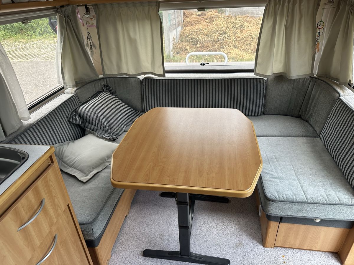Rimorchi: Wohnwagen Knaus Eurostar – Usato da Hinterkappelen venduto da dsc_c8f7 6