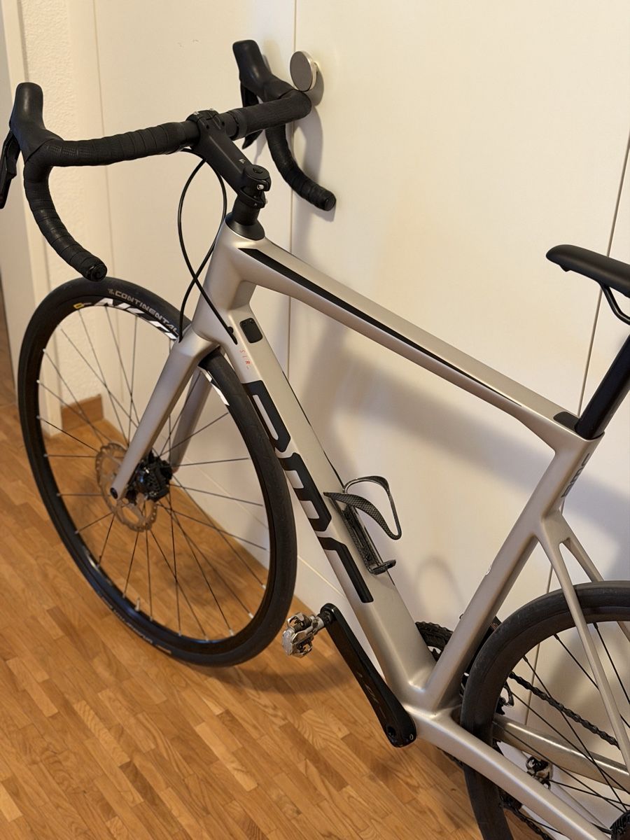 BMC Biciclette: BMC TEAMMACHINE SLR FIVE - Carbon – Usato da Zürich venduto da Gadgets2020 3