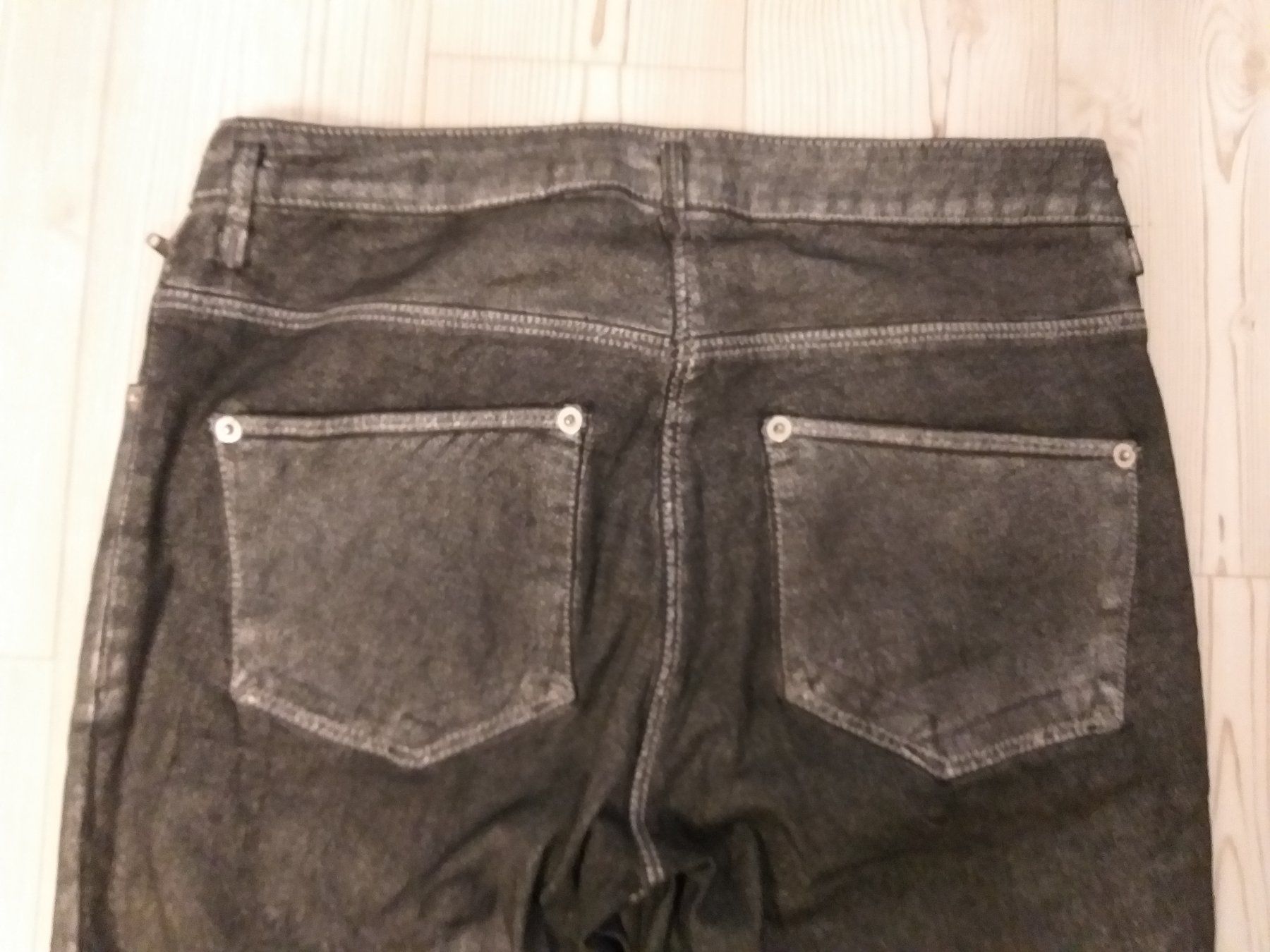 H&M Jeans: H&M  Jeans   Taille / Grosse 36 CH – Gebraucht aus Cossonay-ville von Super-Price-Quality 6