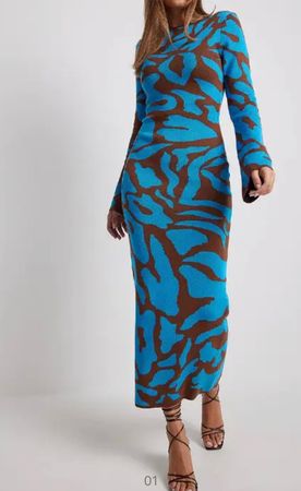 Schönes Kleid Fabrikneu