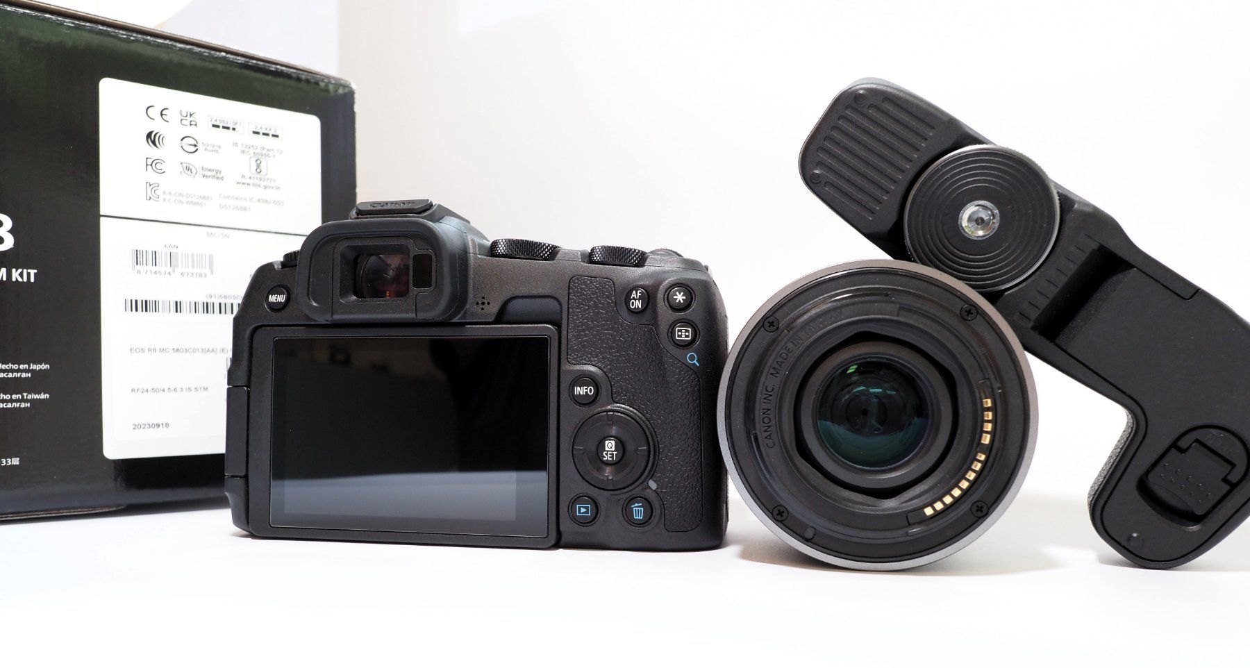 Canon Kamera: CANON EOS R8 KIT + EXTRAS! – Neu (gemäss Beschreibung) aus Wetzikon ZH von joa_gjz6 5