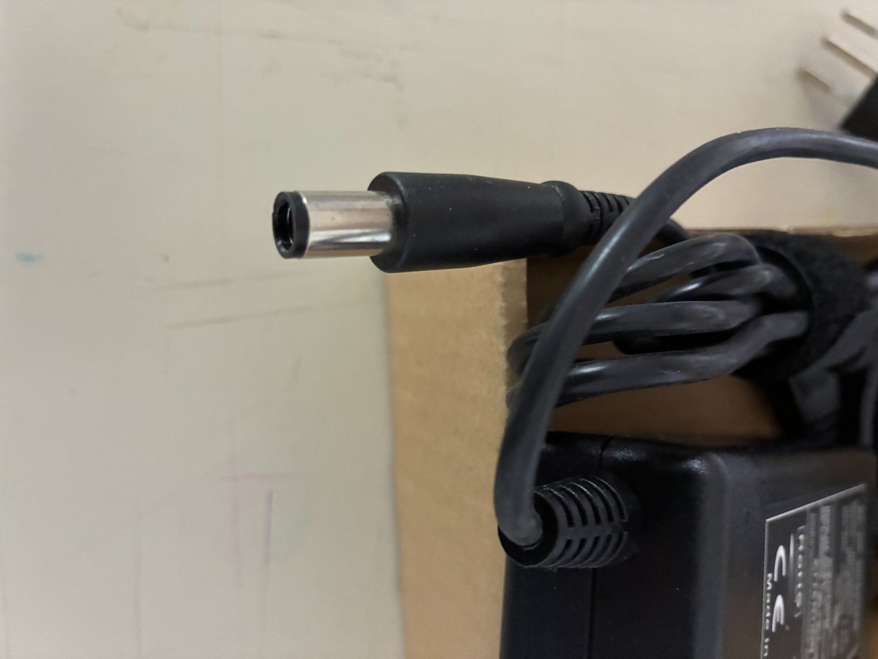 Unità & Adattatore: Netzadapter – Usato da Pitasch venduto da Haui0 2