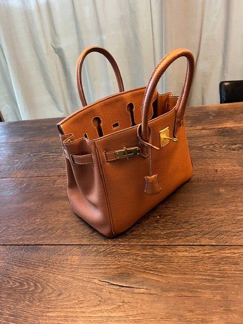 Sacs femmes: Handtasche, Cognac Leder – D'occasion à Herrliberg par Optosonic 5