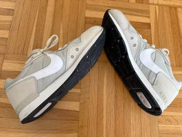 NIKE Sportschuhe/Sport-Sneakers, Damen, Grösse 40 (US 8.5)