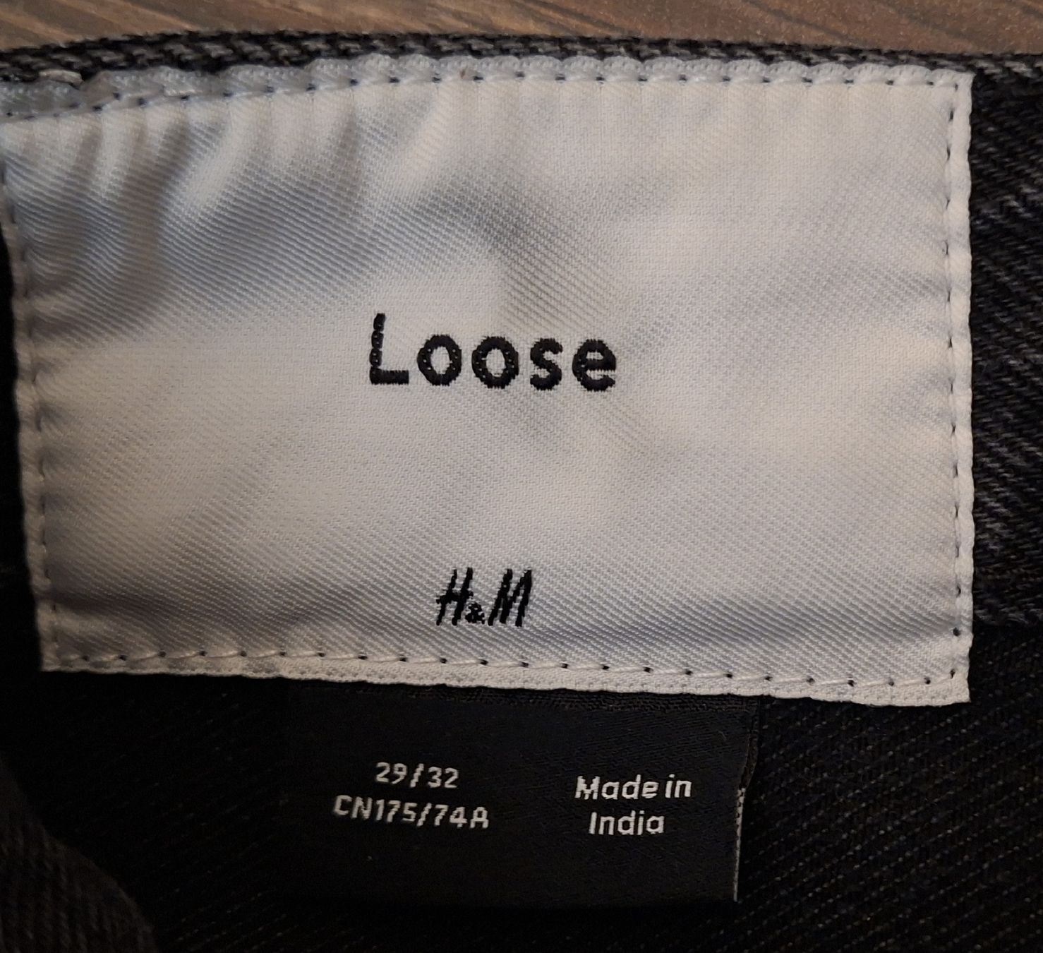 H&M Jeans: schwarze Herren👖Hose     – Usato da Unterbäch VS venduto da Nifadi 1