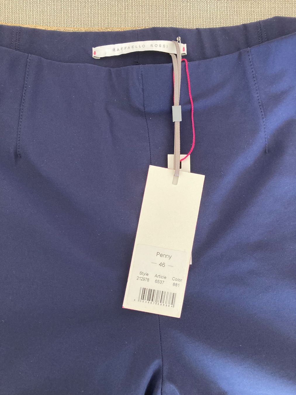 Raffaello Rossi Pantaloni: Hose Raffaello Rossi blau 46 – Nuovo (secondo la descrizione) da Fehraltorf venduto da mayalotto 4