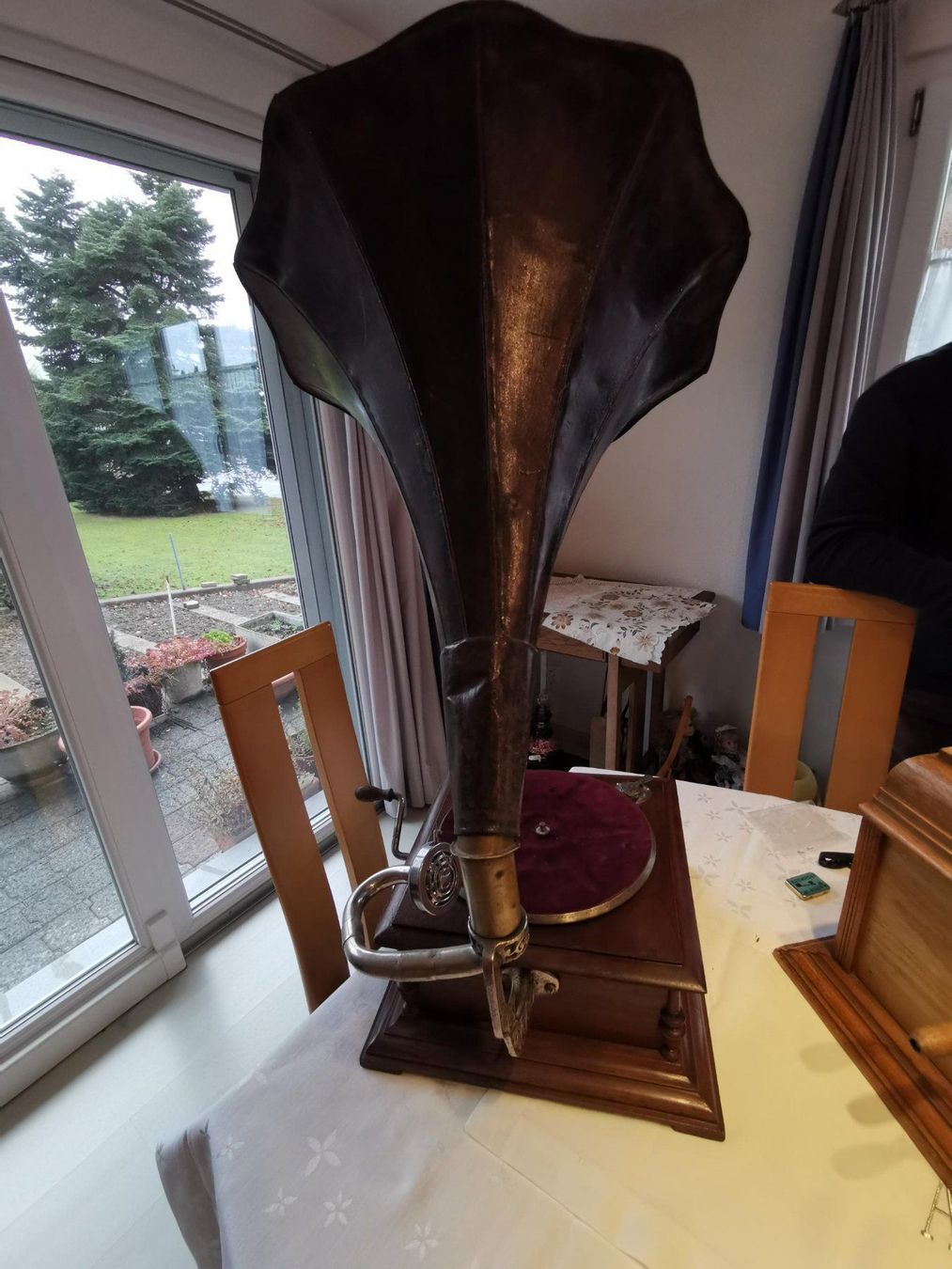 Giradischi: Trichtergrammophone – Usato da Bern venduto da Maniche11111 1