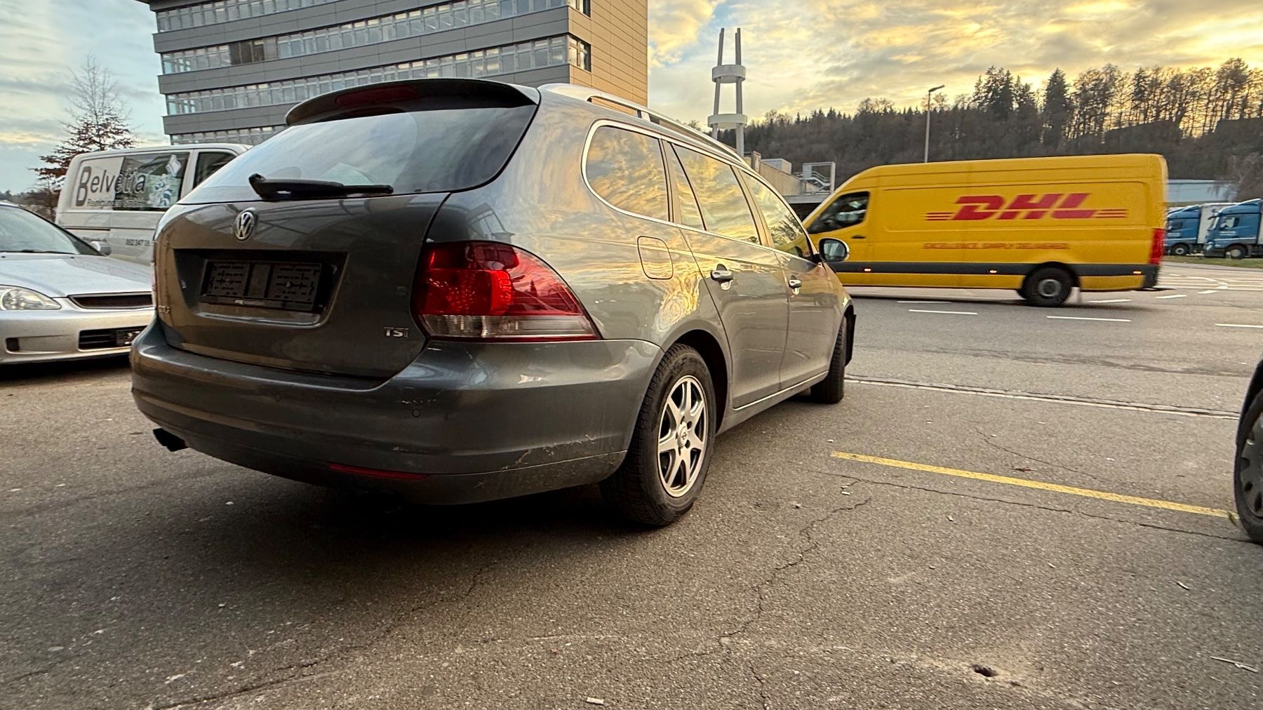 VW Automobili: VW Golf 6 variant Unfall motor läuft – Usato da Glattbrugg venduto da BlitzSale 6