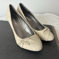 Leder Pumps Beige Velvet Gr.38 NEU