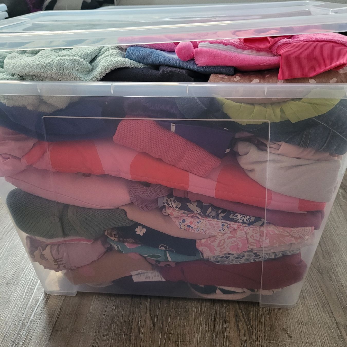 Lotti & Set di vestiti: Mädchen Kleiderpaket 110 bis 128 – Usato da Niederbuchsiten venduto da klengyel 1