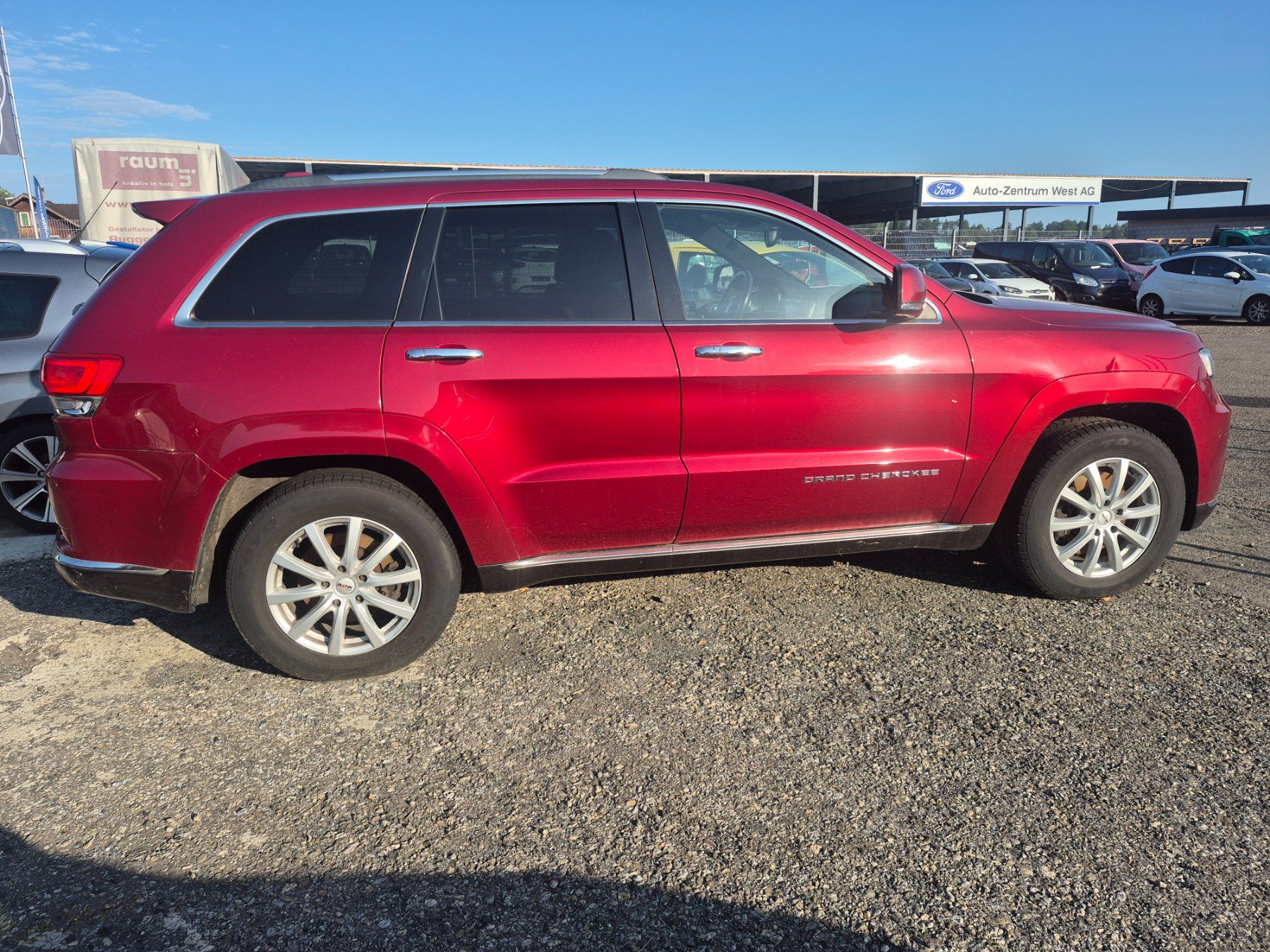 Jeep Autos: Jeep Grand Cherkee  CRD 3.0 – D'occasion à St. Margrethen par Autozentrum1 3