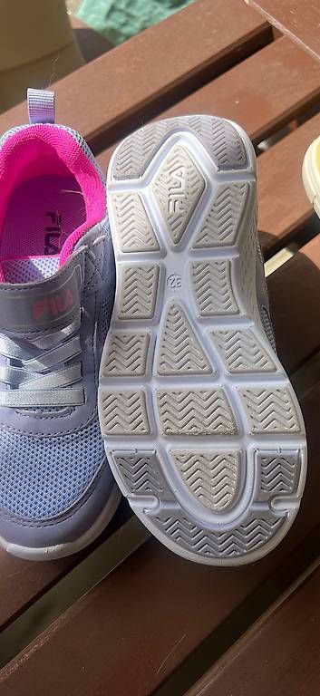 Scarpe per ragazze: Fila Sneaker Grösse 32 – Usato da Steinhausen venduto da van_72s6 1