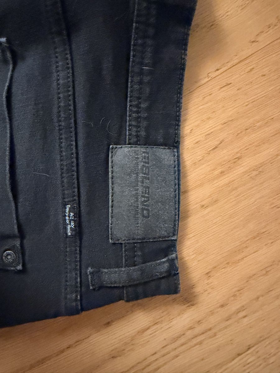 Jeans: Blend Herren Jeans Regular Fit schwarz Grösse 33/30 – Usato da Hünenberg venduto da Paddels 5