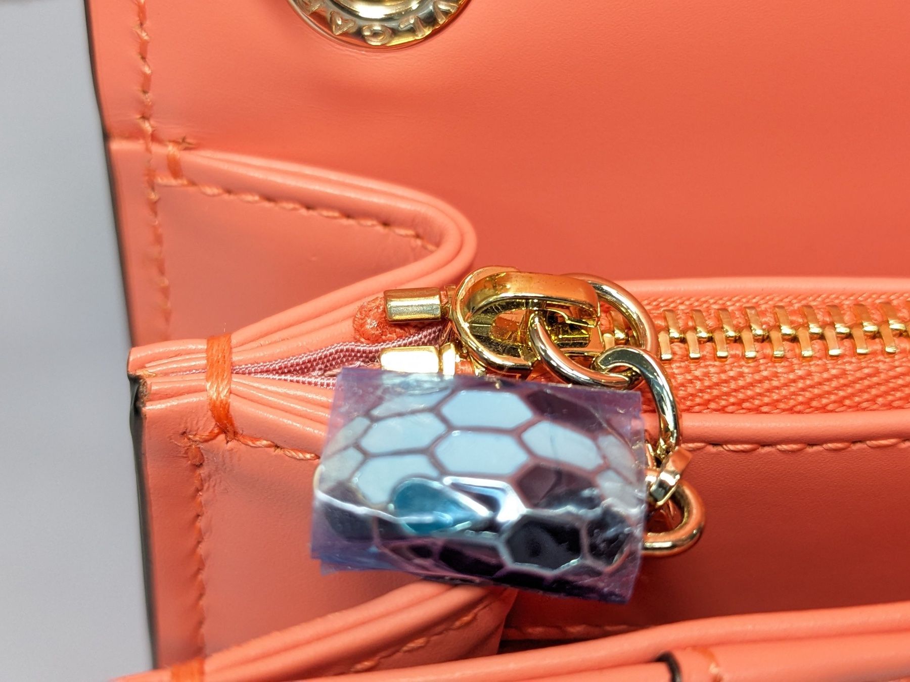 Bulgari Borse da donna: Bulgari Serpenti Medium Flamingo – Nuovo (secondo la descrizione) da St. Gallen venduto da Love_Luxury 7