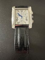 Armanduhr von Guess mit schwarzem Lederband