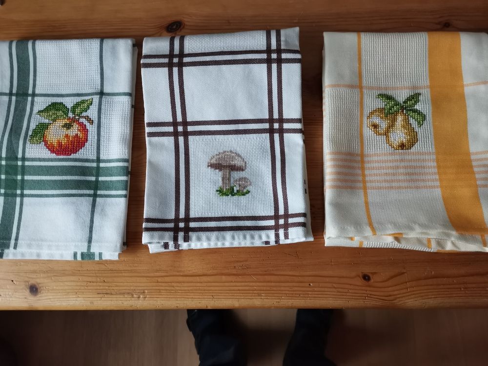 Lot De Serviettes De Toilette Brodées Laura – Lavage Mains Et Cuisine – Thème Noël