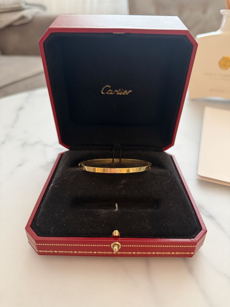Cartier Armbänder & -reifen: Cartier Love Bracelet small Grösse 17 – Gebraucht aus Wetzikon ZH von ALENARA 1