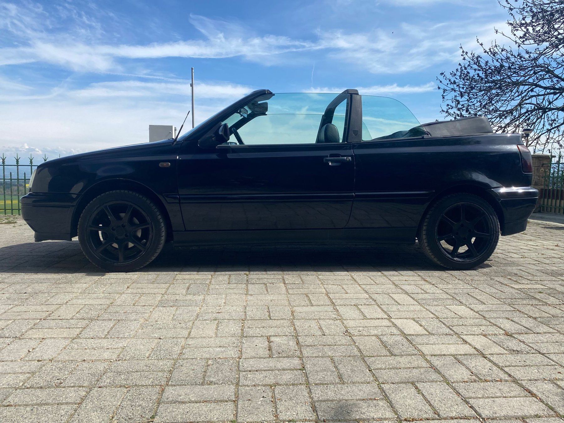 VW Automobili: VW Golf 3 Cabriolet – 1997 – Usato da Trélex venduto da jd550spyder 1