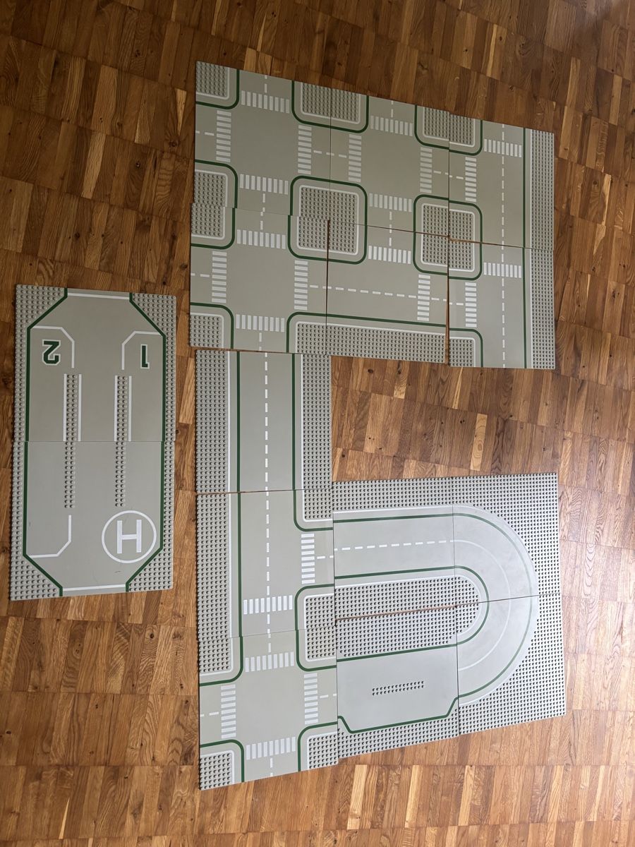 Lego Jouets: Lego Strassenplatten – D'occasion à Zürich par alina07 1
