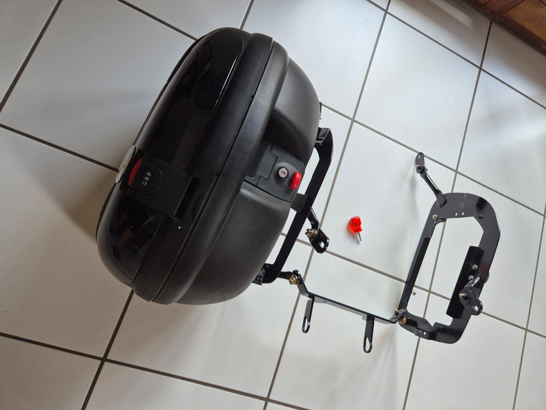 Givi Reisekoffer: Paire de valises latérales GIVI E41 / 2x 41 litres – Gebraucht aus Moutier von Kimi22 6