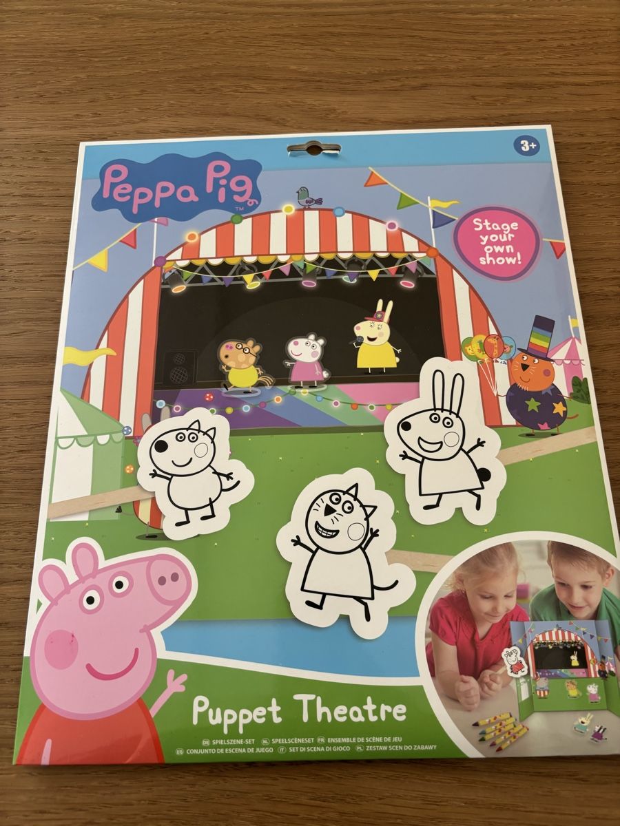 Spielzeuge: Peppa Pig colour your own Puppet Theatre – Neu und originalverpackt aus Rüti ZH von lau_5yjf 7