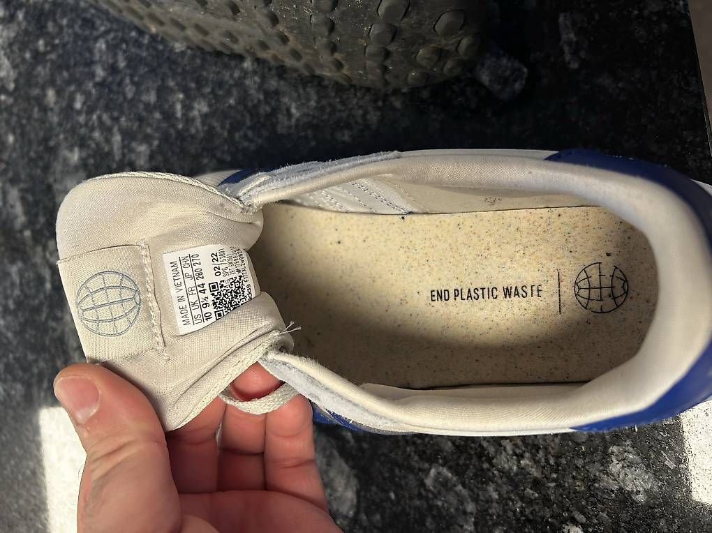 Chaussures hommes: Adidas Grösse 44 – D'occasion à Oberuzwil par Becksbomb 2