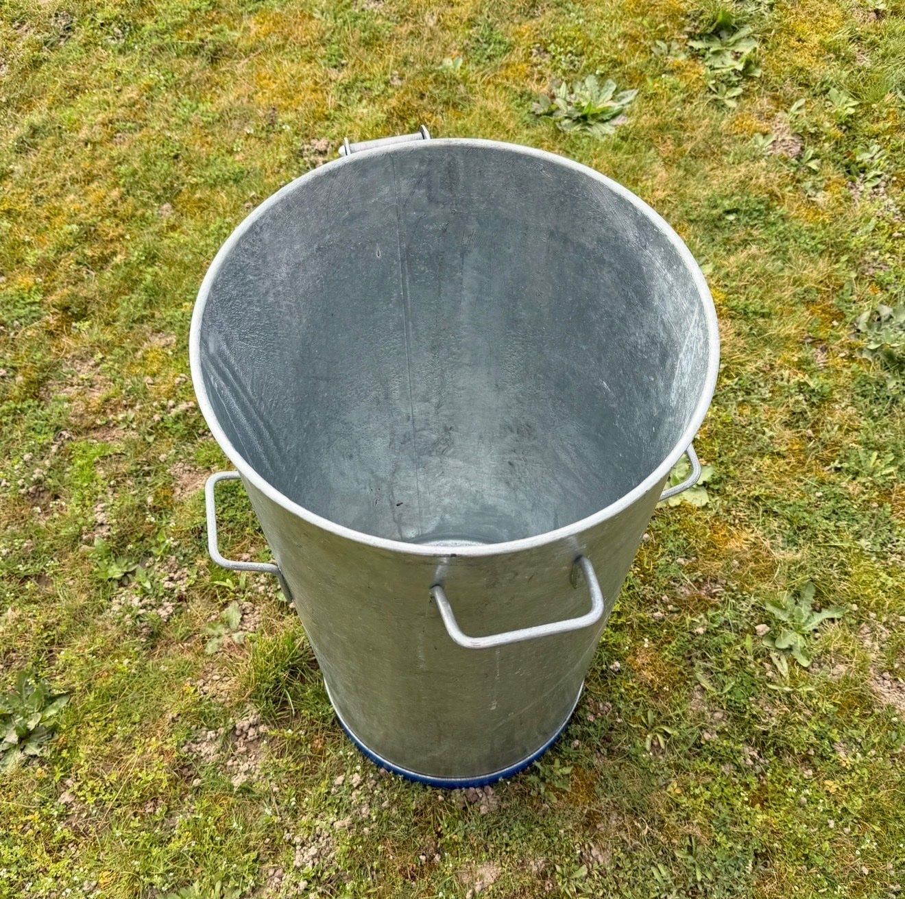 Cestini per rifiuti: Abfalleimer Tonne 70 L feuerfest – Usato da Gerlafingen venduto da sternrose 1