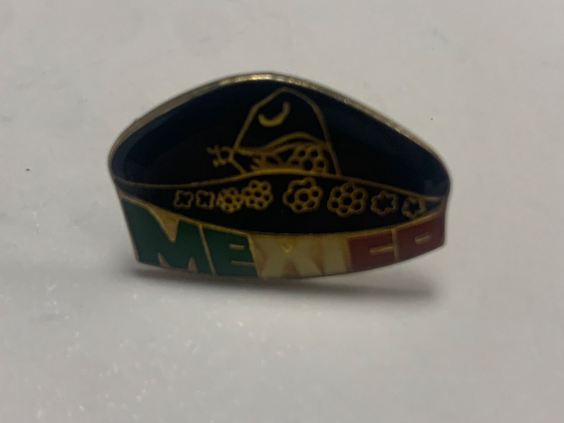 Placchette & Badge: Pin MEXICO Hut – Usato da Basel venduto da fasnachtsoutlet1965