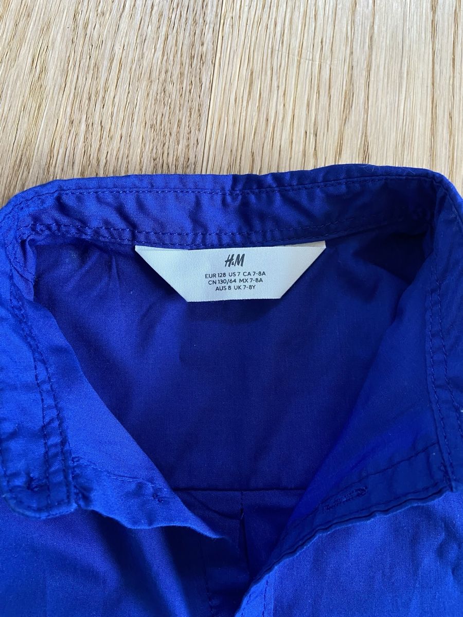 H&M Hemden, T-Shirts & Polos: Hemd H&M Gr. 128 – Gebraucht aus Lützelflüh-Goldb von N.H. 2