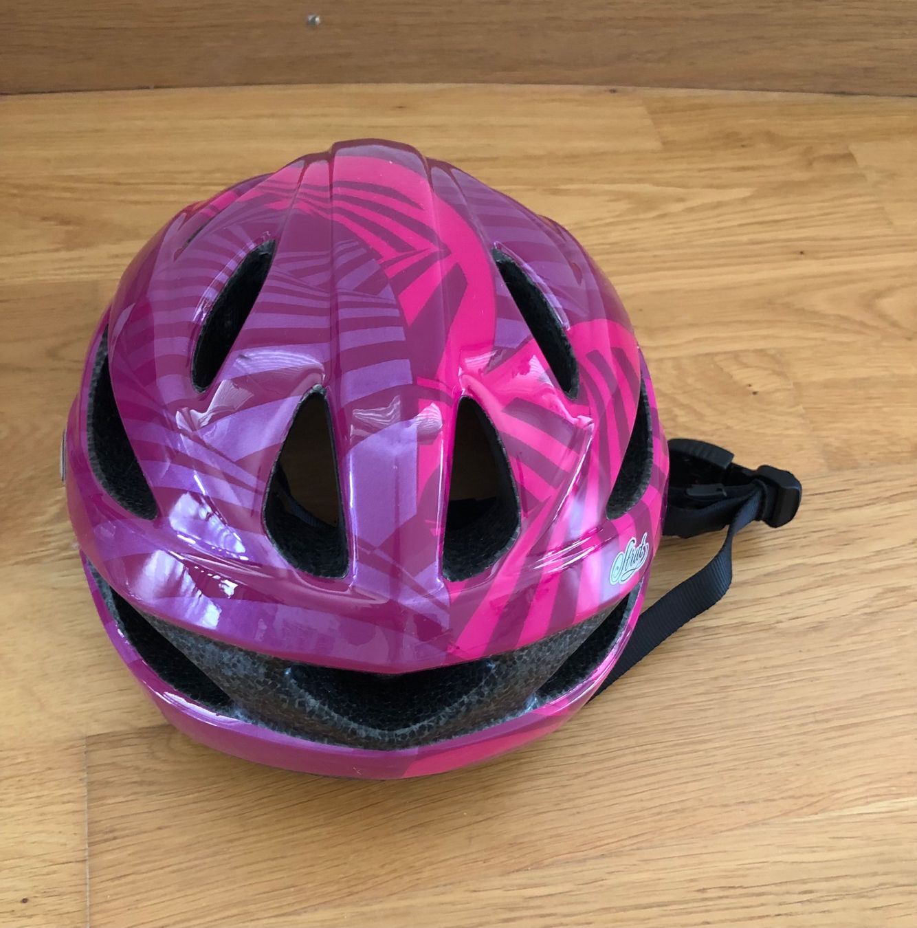 Bell Caschi: Velohelm Bell wie neu – Usato da Zug venduto da jim_floyd 3