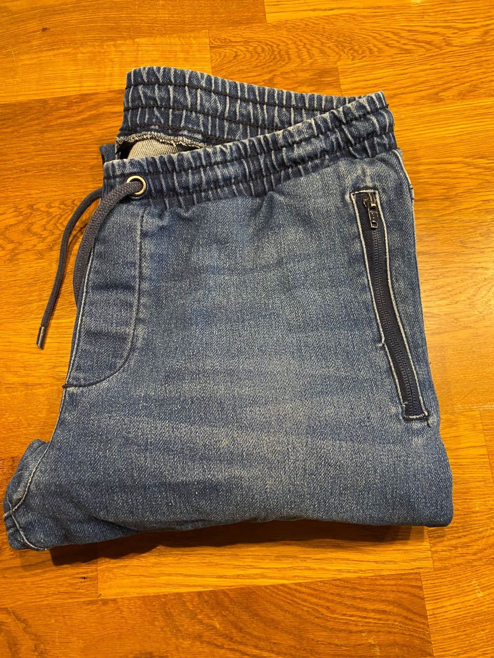Jeans: HERRENJEANS BLAU GR. 52 – Usato da Sarmenstorf venduto da Froeschli81 2