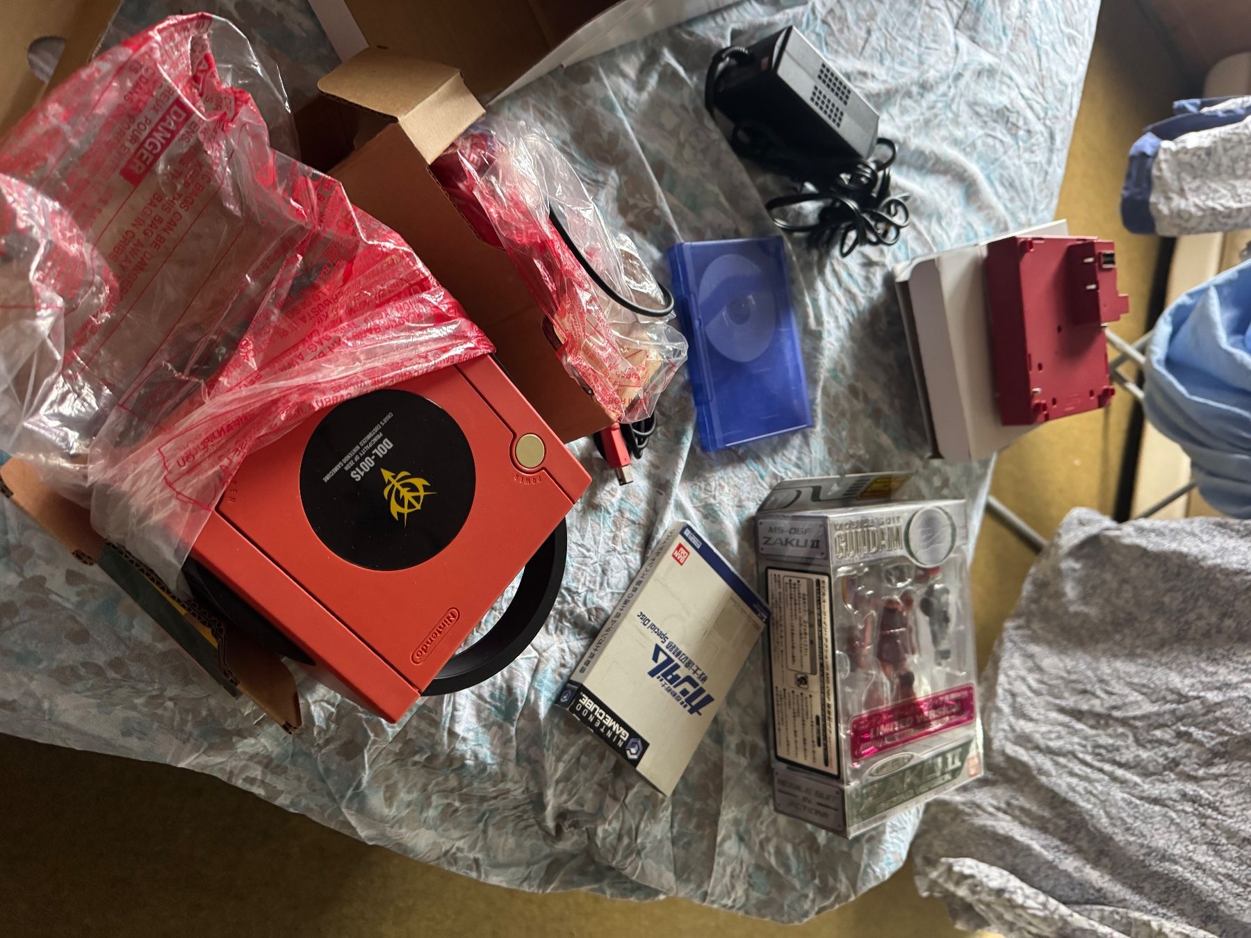 Nintendo Konsolen: Nintendo GameCube Char’s Customized Box Édition Limitée – Neu (gemäss Beschreibung) aus Gryon von makdp 2