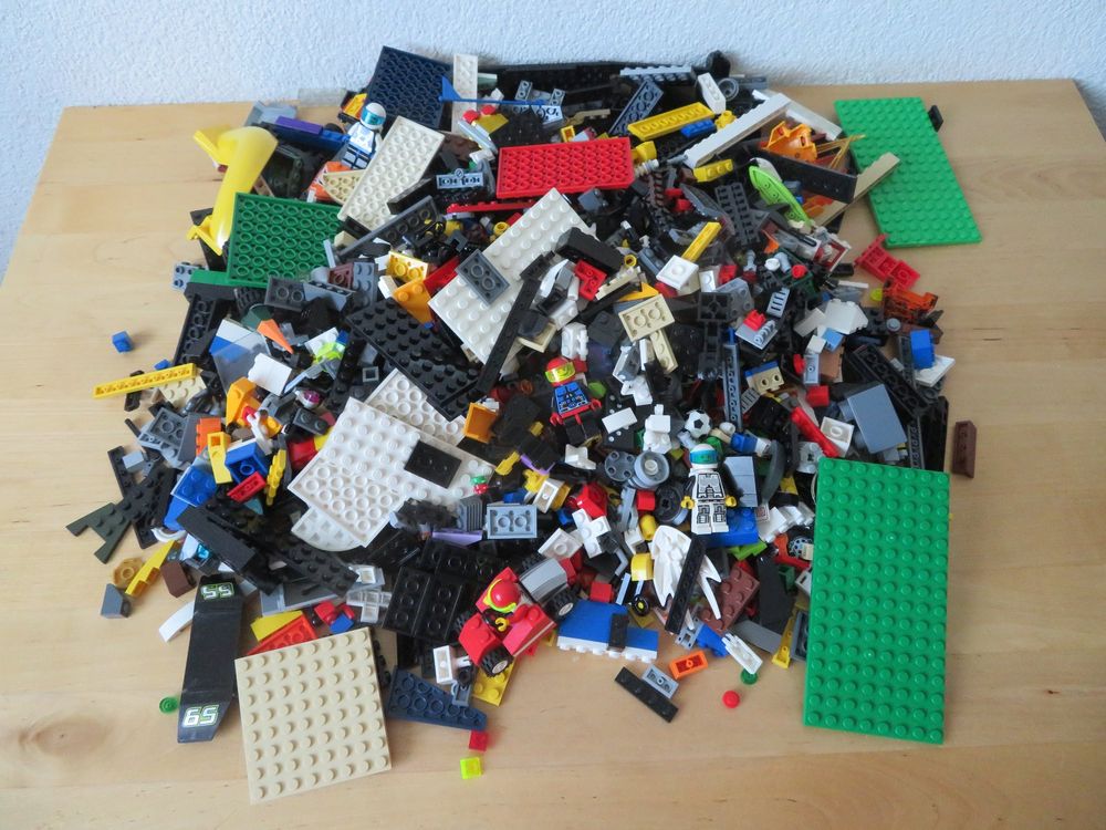 Lego Giocattoli: LEGO KILOWARE ca.1,8kg – Usato da Zürich venduto da piroma 8
