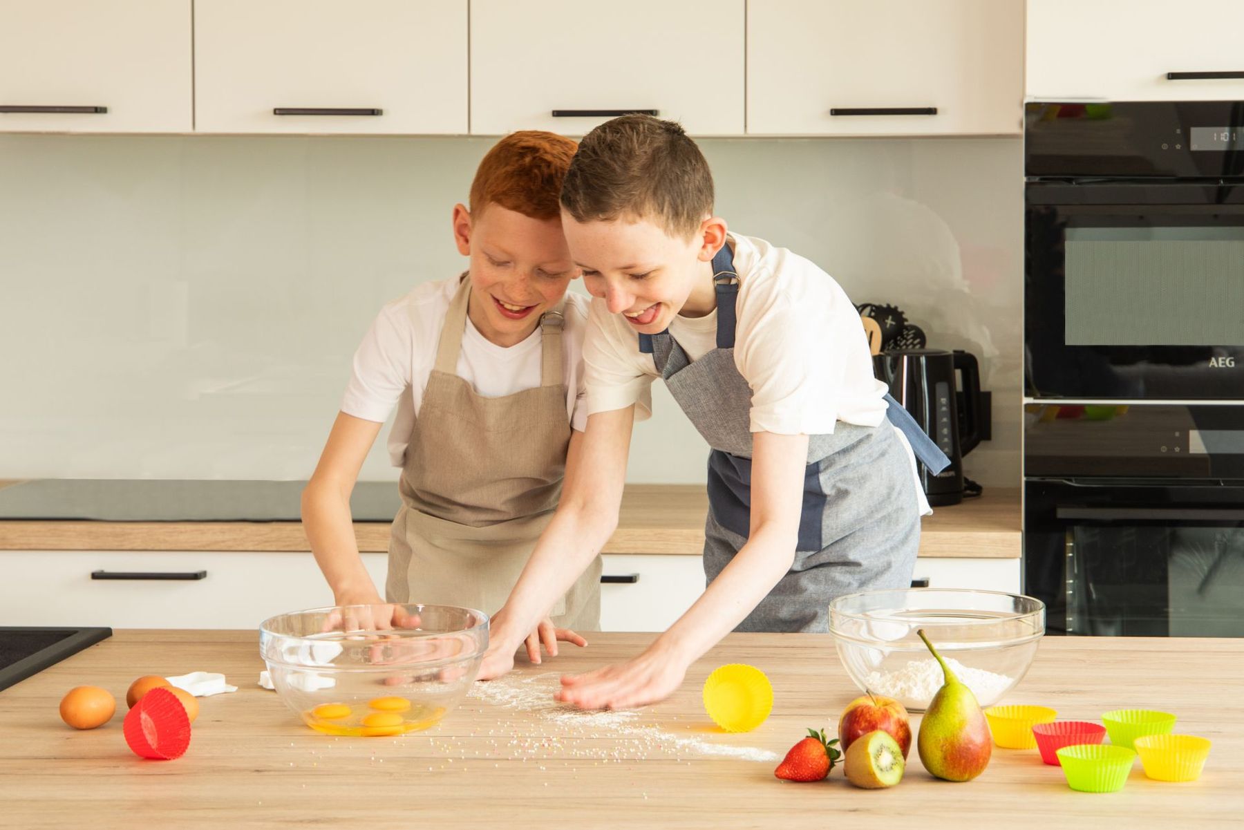 Schürzen: Kinderschürze CHAMBRAY – Neu und originalverpackt aus Bremgarten AG von simpliCH 2