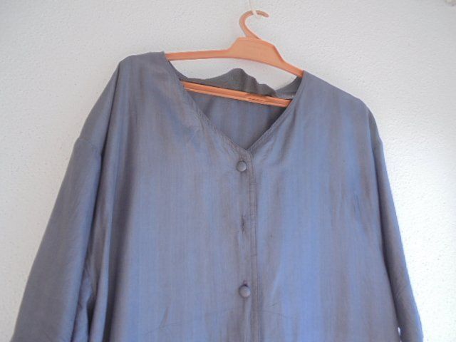 Manor Vestiti: Seidenkleid, Anthrazit, Gr. M von Manor – Usato da Hinwil venduto da Glasperlen 1