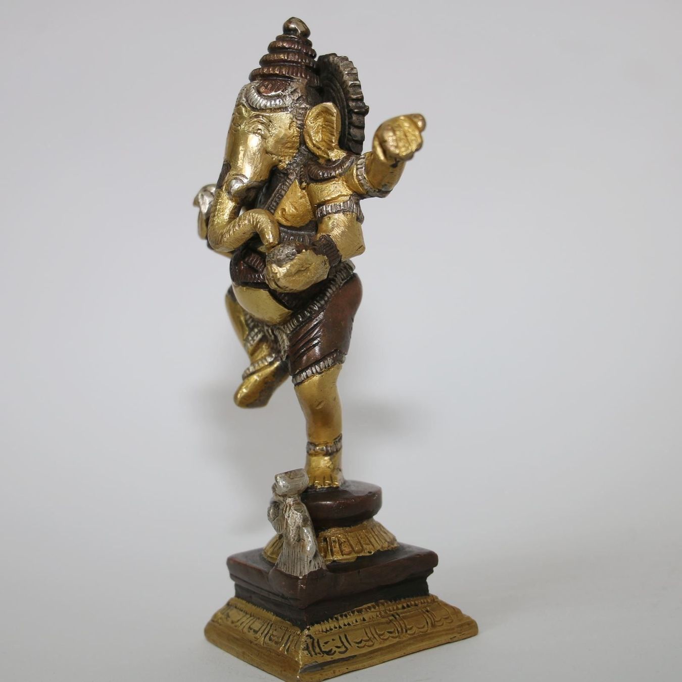 Skulpturen & Statuen: Schwere Dancing Ganesh Statue Messing 900g Indien – Neu und originalverpackt aus Bad Salzdetfurth von Weltenbummler-Shop 2