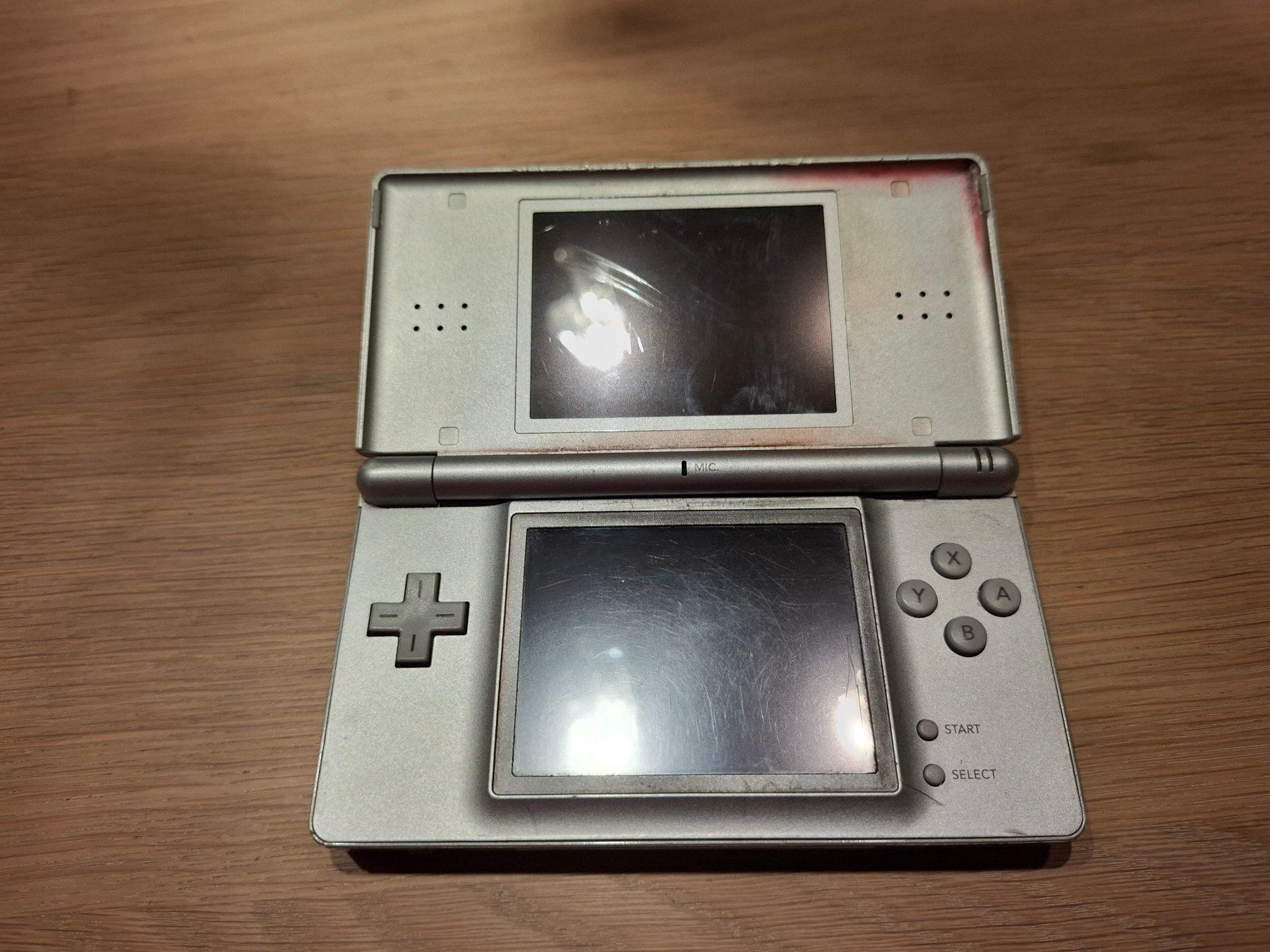 Nintendo Konsolen: Nintendo DS Lite Silber mit Spiel ab 1Fr. – Gebraucht aus Künten von Naturbevorzuger 2
