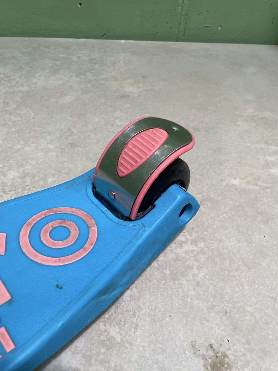 Micro Kickboard: Maxi Micro Delux – Usato da Zürich venduto da Natascha.W. 2