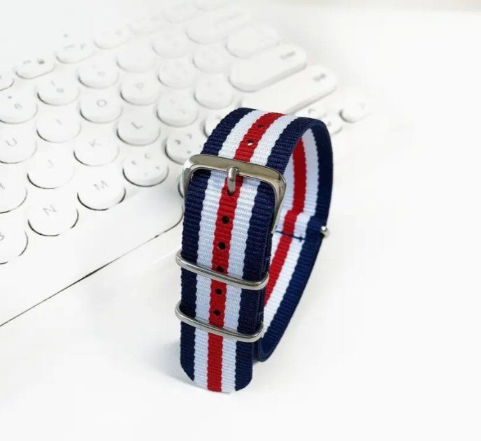 NATO Rouge, blanc bleu 22 mm 1