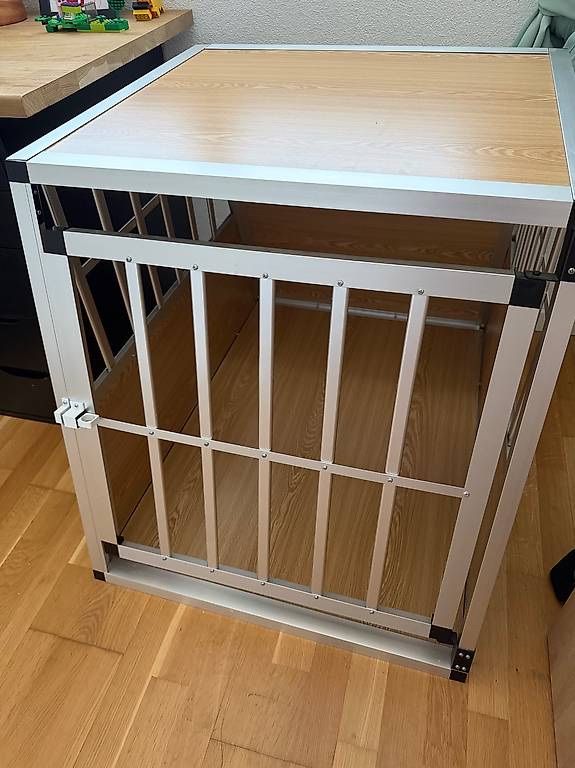 Niches, paniers: Hundebox Alu Grösse M – Neuf (Voir description) à Kestenholz par Yosh