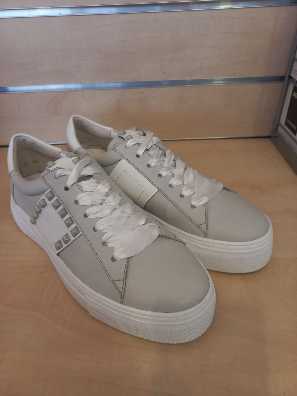 Kennel + Schmenger Scarpe da donna: Kennel & Schmenger – Usato da Maur venduto da Apink 3
